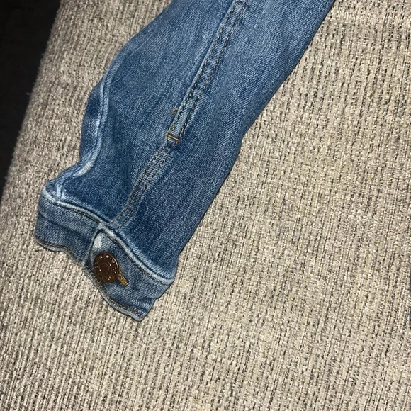 Denim&Co Classic Blue Jean Jacket for Kids - Picture 4 of 6